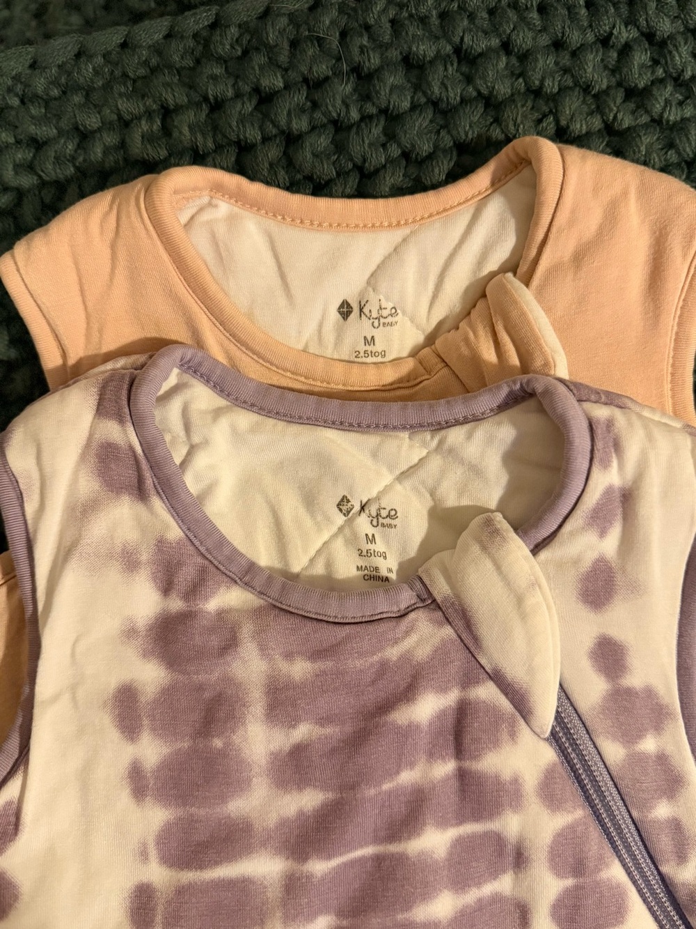 (SET OF 2) KYTE Baby 2.5 TOG (M) - “Porcelin” and “Taro Riptide” RETIRED prints - Picture 2 of 4